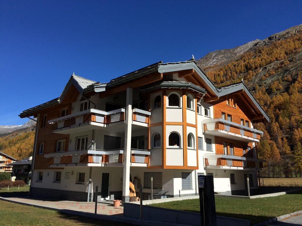 ザース・グルントHaus Alpensternアパートメント エクステリア 写真